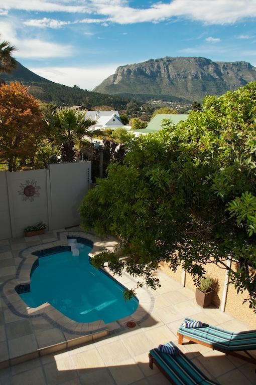Somersby Guest House Hout Bay Esterno foto