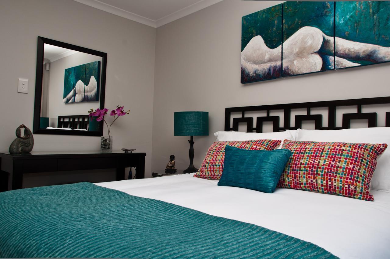 Somersby Guest House Hout Bay Esterno foto